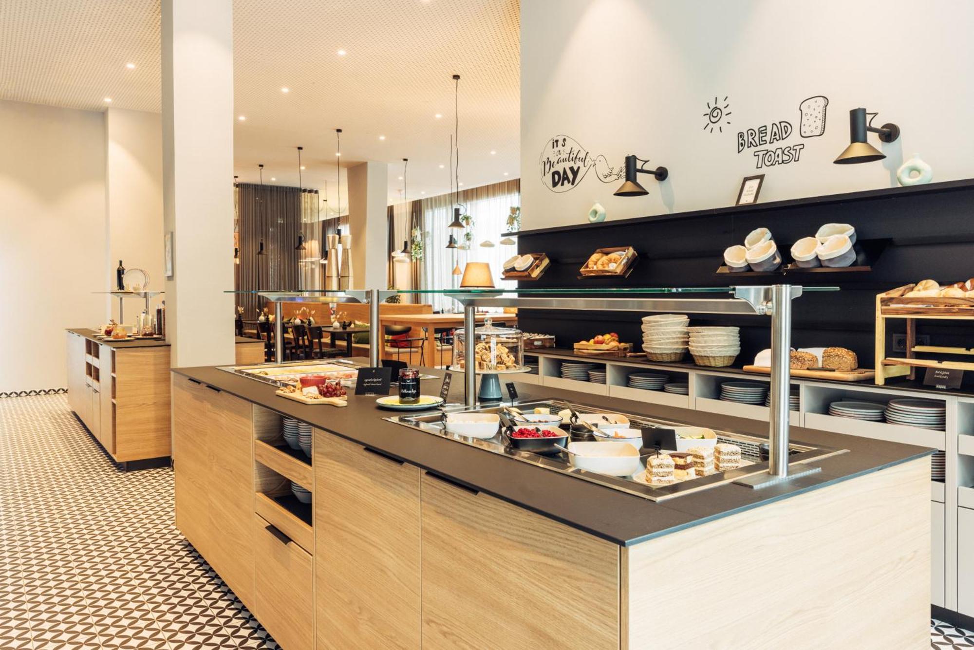 Harry'S Home Graz-Smart City Hotel & Apartments Εξωτερικό φωτογραφία